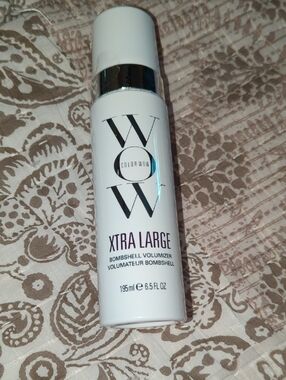 Color Wow Xtra Large Bombshell Volumizer - White